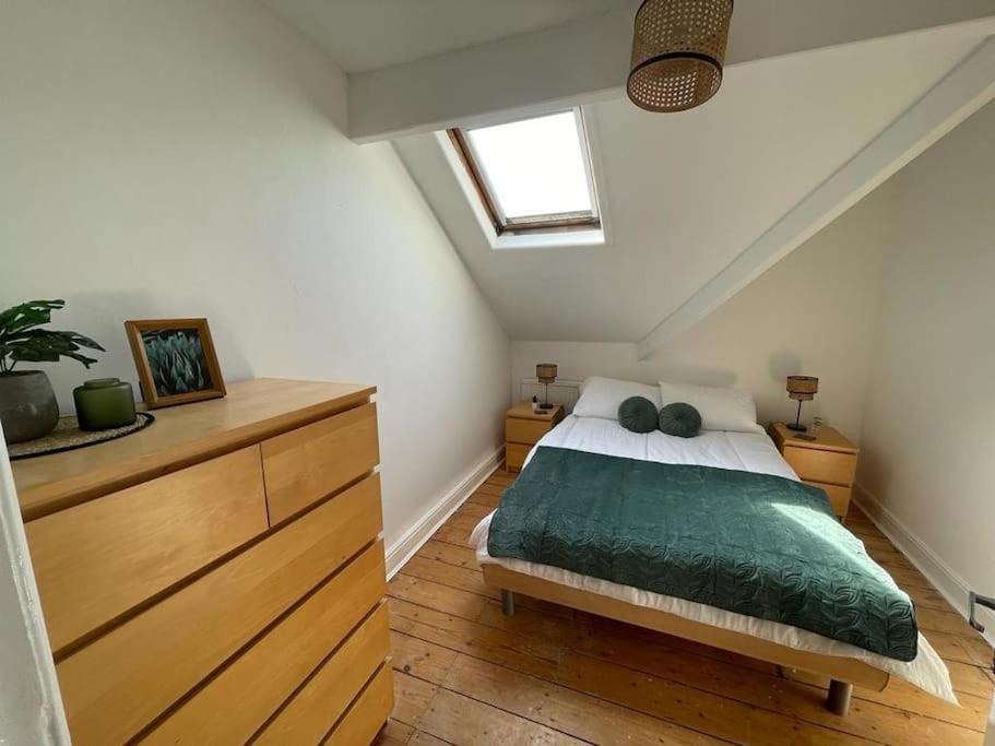 Appartamento 3 Bed Flat Near To Cardiff And Cardiff Bay Esterno foto